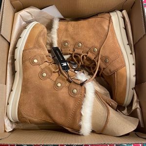 COPY - Brand New Sorel Joan Explorer boots